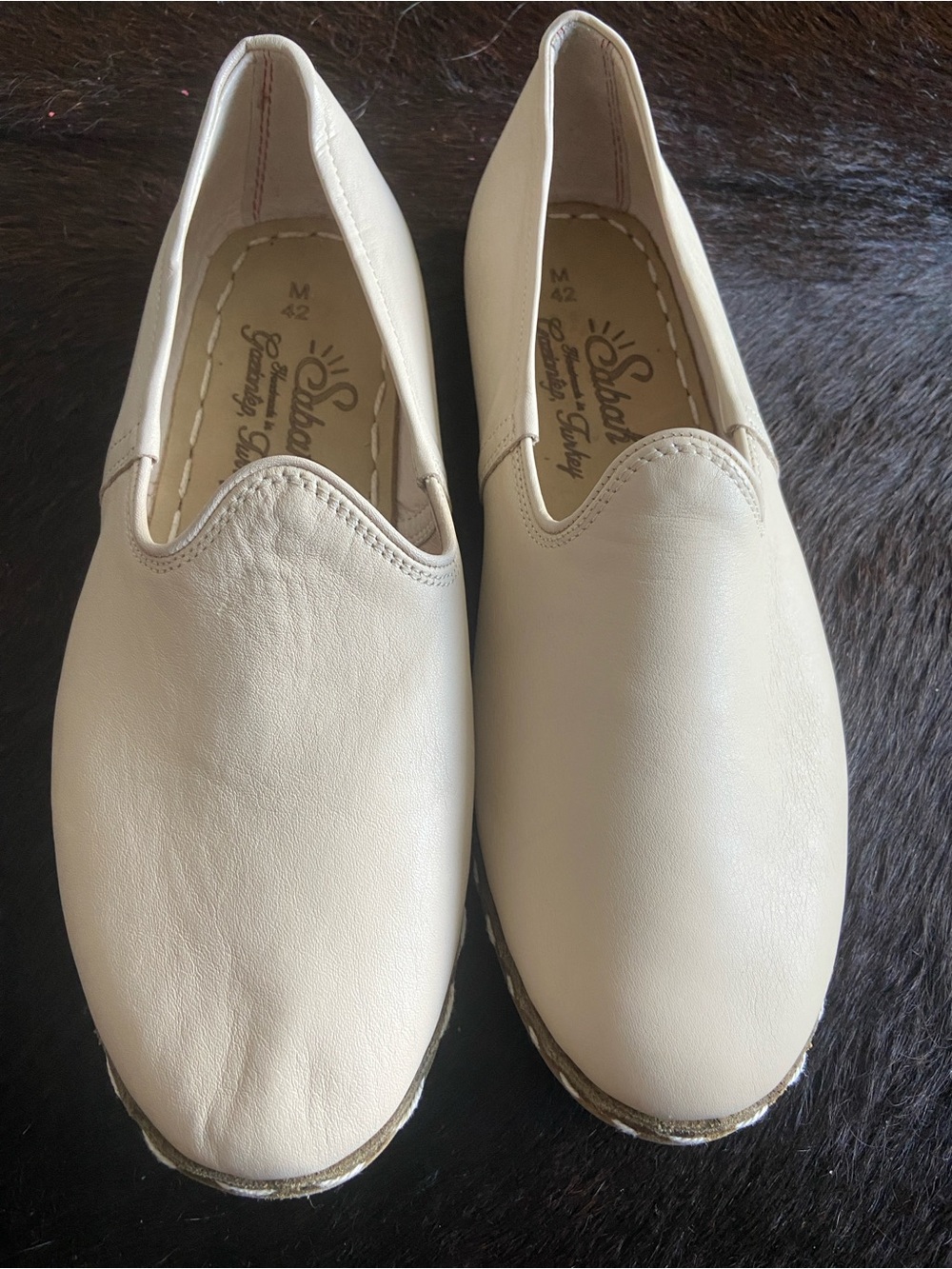 Sabah Cream Leather Slip-On Loafers NEW